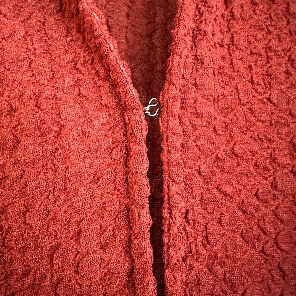 Astr Red Ribbed Button Down Blouse - Picture 4 of 5